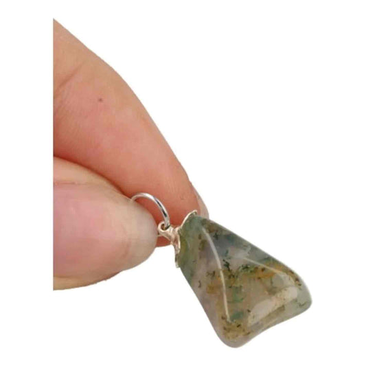 Mosagaat kristal hanger met witte en groene insluitsels