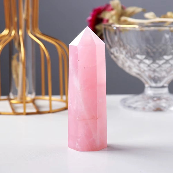 Spirituele rozenkwarts edelsteen punt van 6 cm voor hartchakra en ontspanning