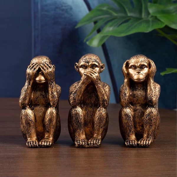 Drie aapjes beeldje in antiek gouden uitvoering – zie geen kwaad, hoor geen kwaad, spreek geen kwaad.